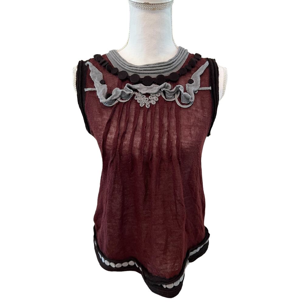 Hoss Avant Garde Edwardian Style Sleeveless Wool Top Merlot M